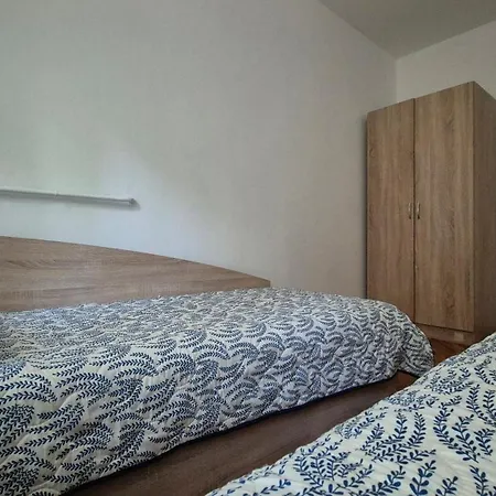 Skupi Apartment